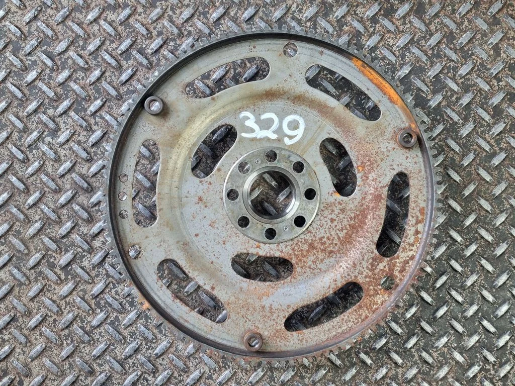 Koło zamachowe 06H105323AE