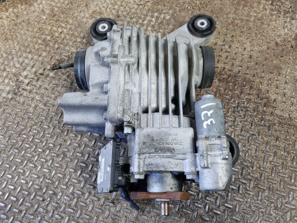 Rear differential 0BR525010AB