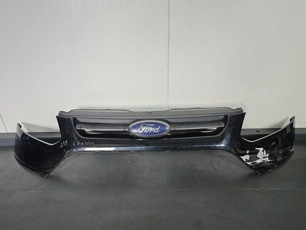 Front bumper BK2117E778AB