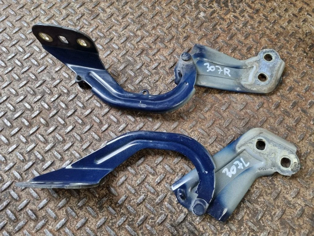 Mootorikapoti hinged – Ford Focus (2010-2017)