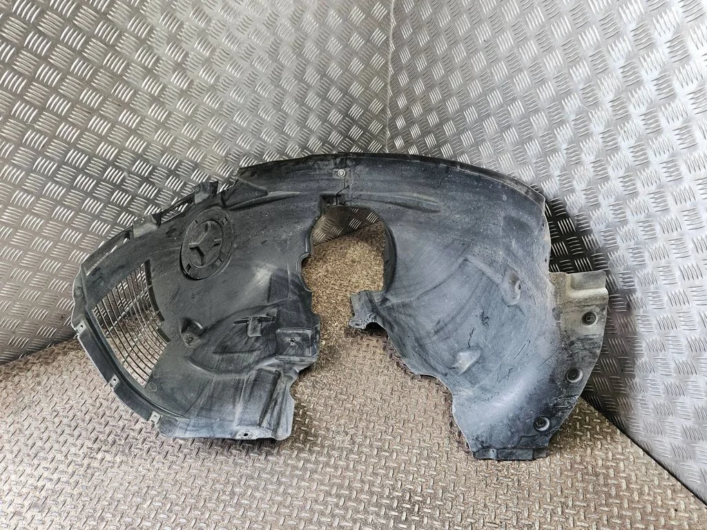 Front wheel arch liner splash guards A1776901303