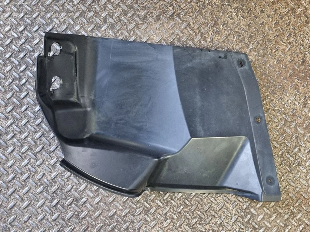 Front wheel arch liner splash guards 68275907AB