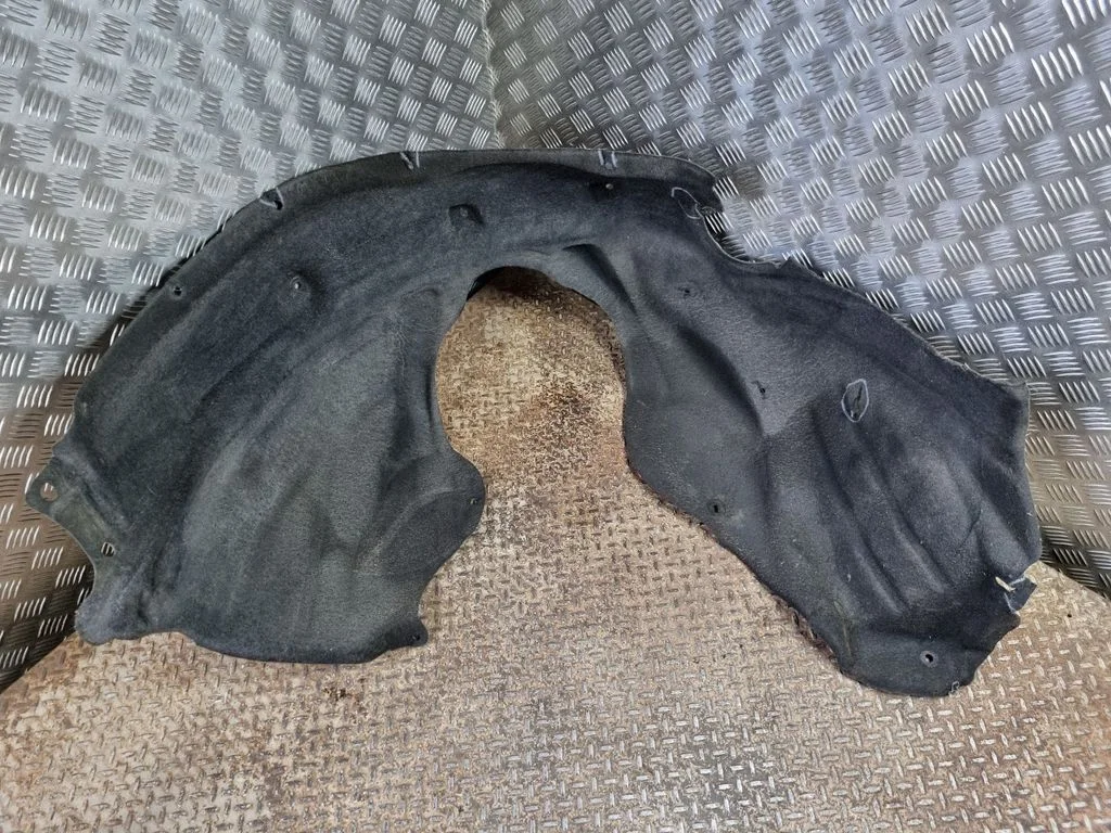 Front wheel arch liner splash guards – right