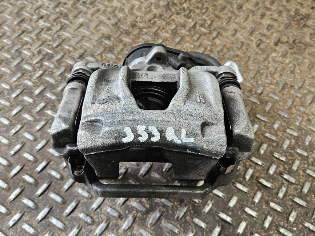 Tagumine pidurisadul 8B3615405B