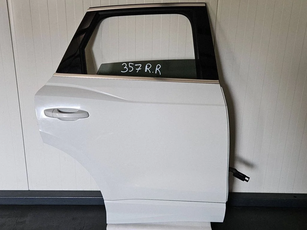 Rear door – right