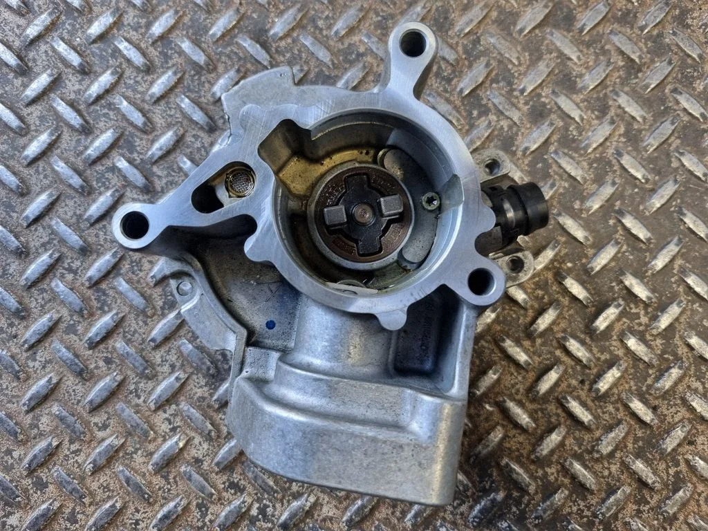 Vaakumpump 06L145100P