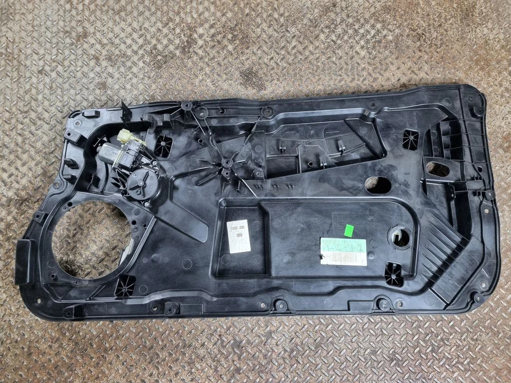 Priekinio el. Lango pakėlimo mechanizmo komplektas
