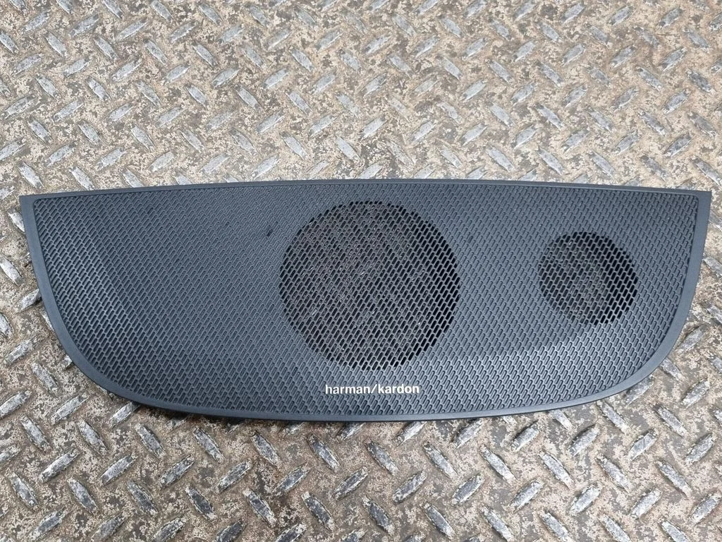 Maskownica głośnika środkowego 31651395