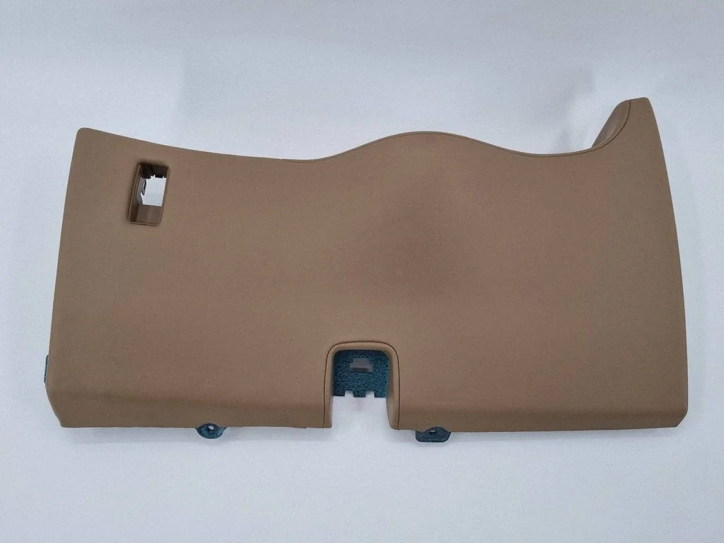 Armatuurlaua alumine viimistluspaneel 84199723 – Cadillac Escalade IV (2014-2020)