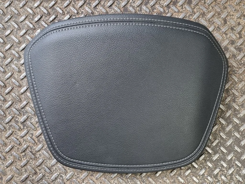 Dashboard trim 2823583XBS