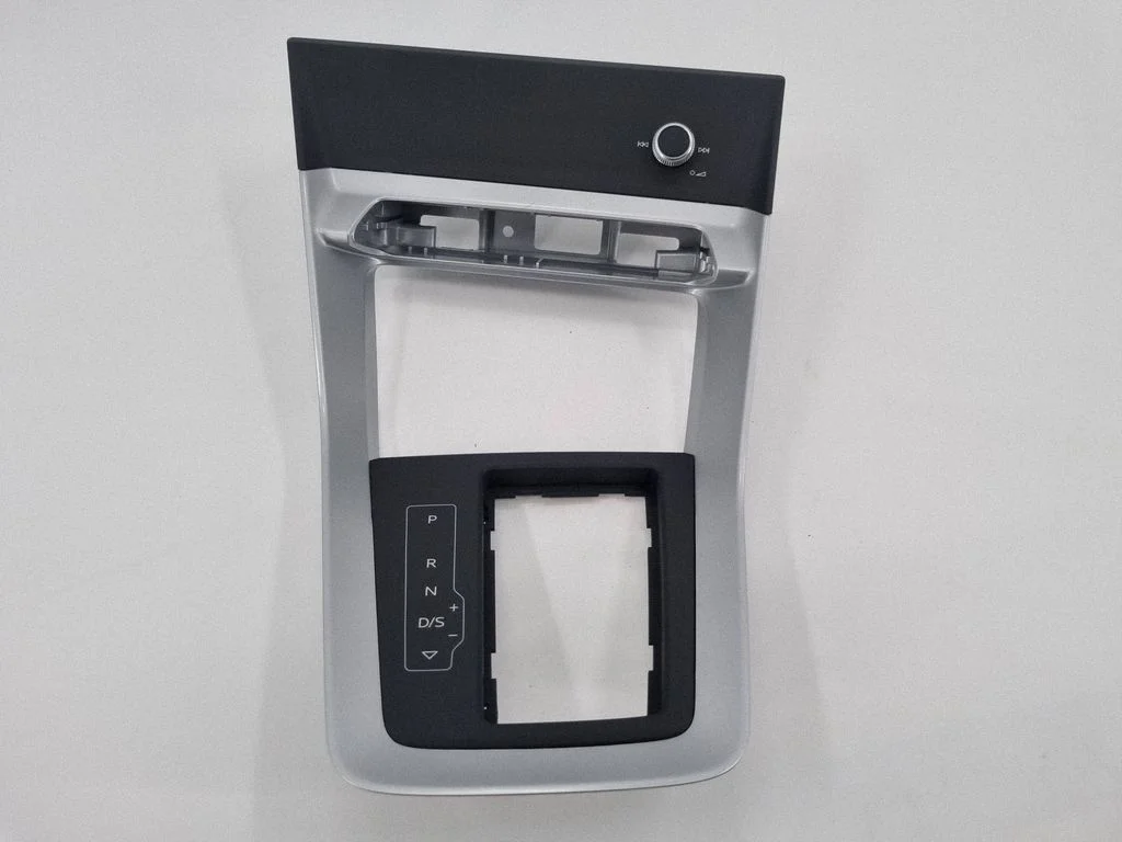 Käigukangi ümbrise viimistlus (plastik) – Audi RS Q3 (2019-)