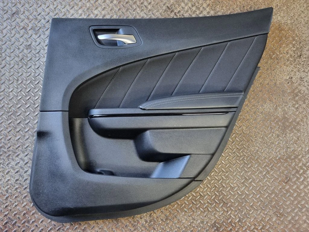 Rear door card panel trim 6XA142X9AC