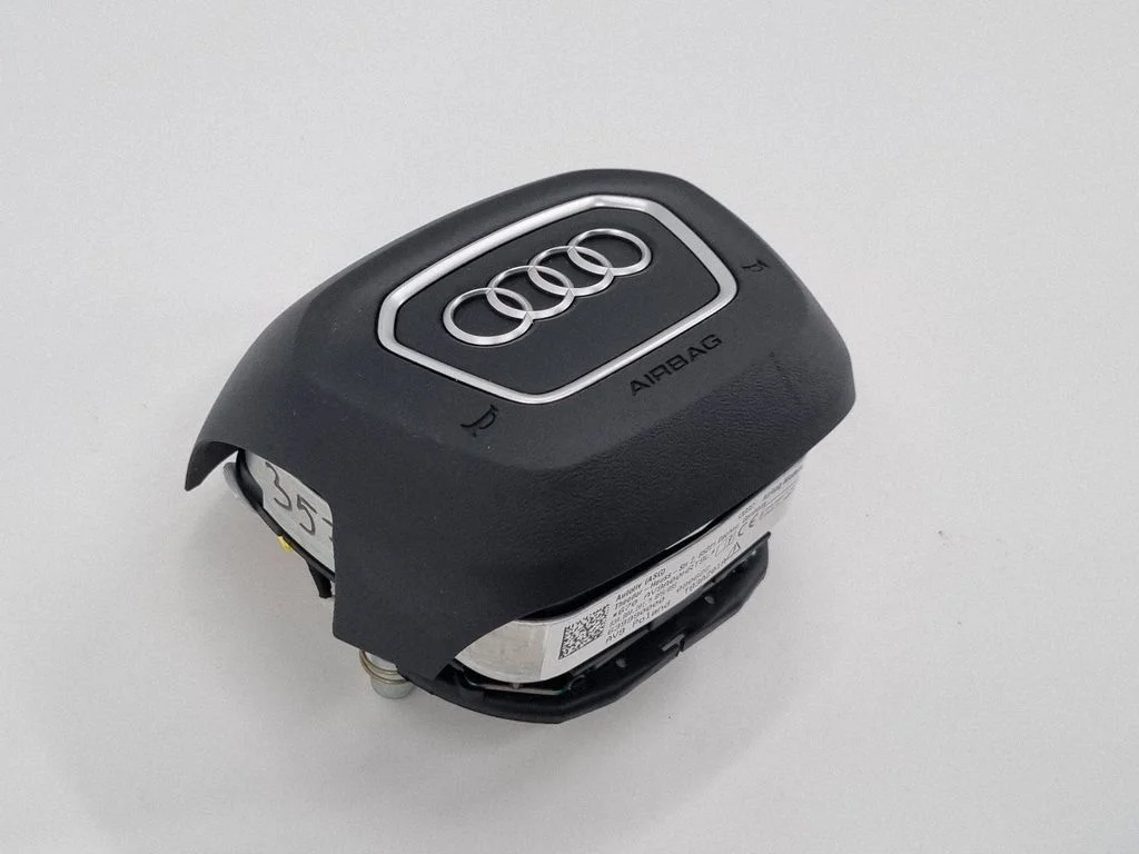 Rooli turvapadi – Audi RS Q3 (2019-)