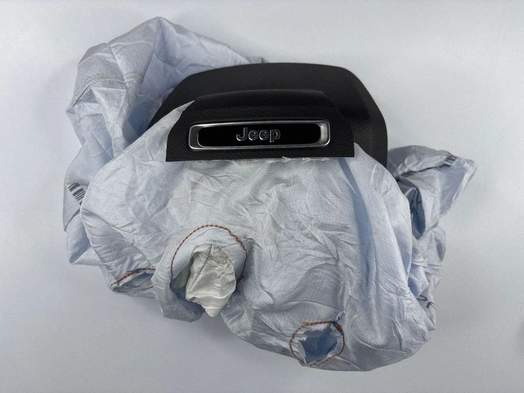 Steering wheel airbag – Jeep Grand Cherokee WL (2021-)