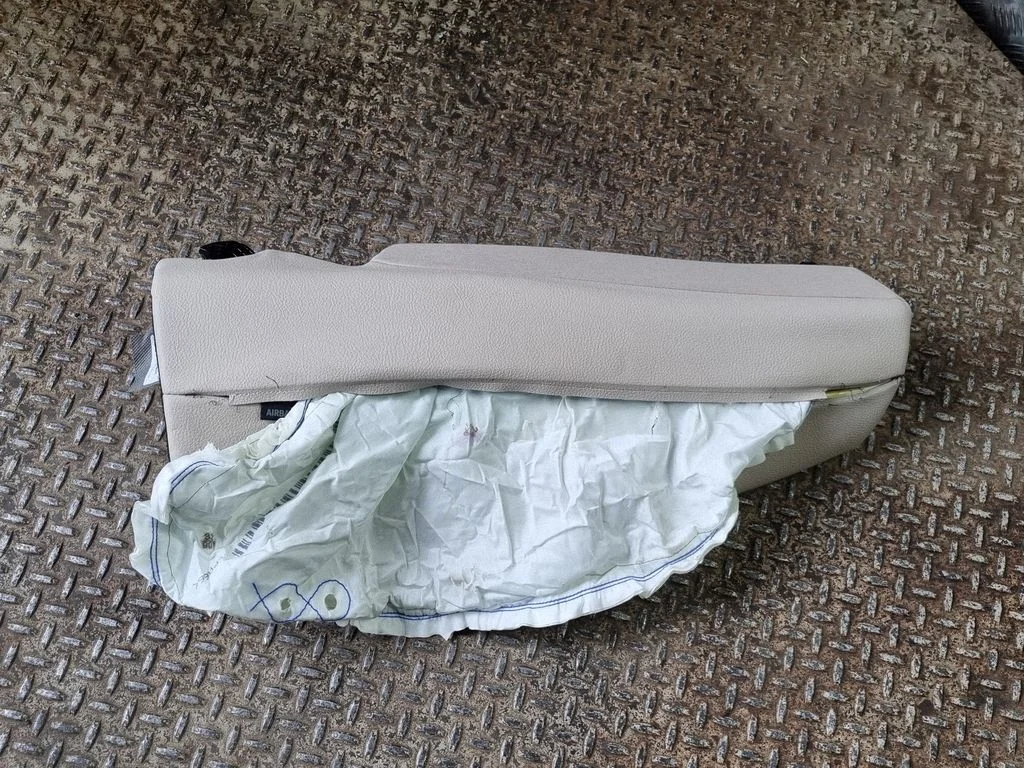Seat airbag 9495241