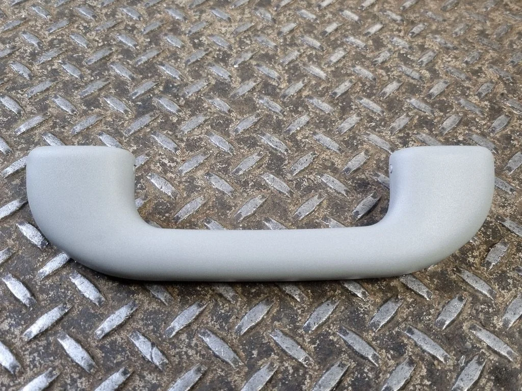 Front interior roof grab handle – Jeep Grand Cherokee WL (2021-)