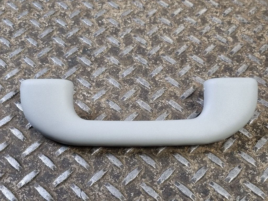 Front interior roof grab handle – Jeep Grand Cherokee WL (2021-)