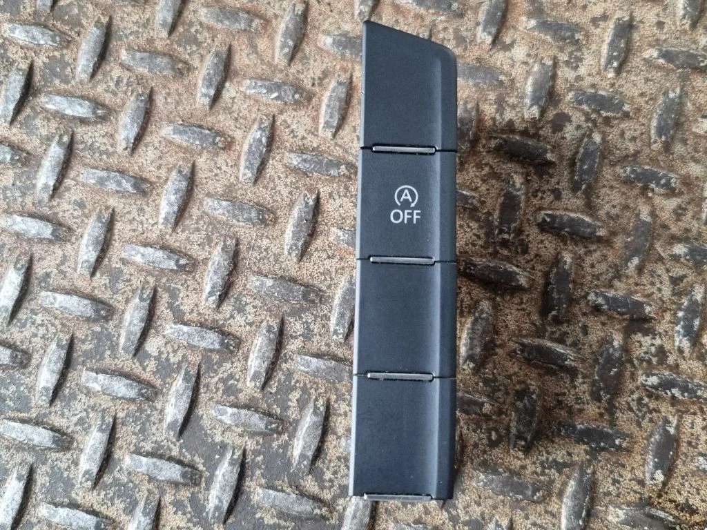 Antipraslidimo/ sukibimo (ASR) jungtukas