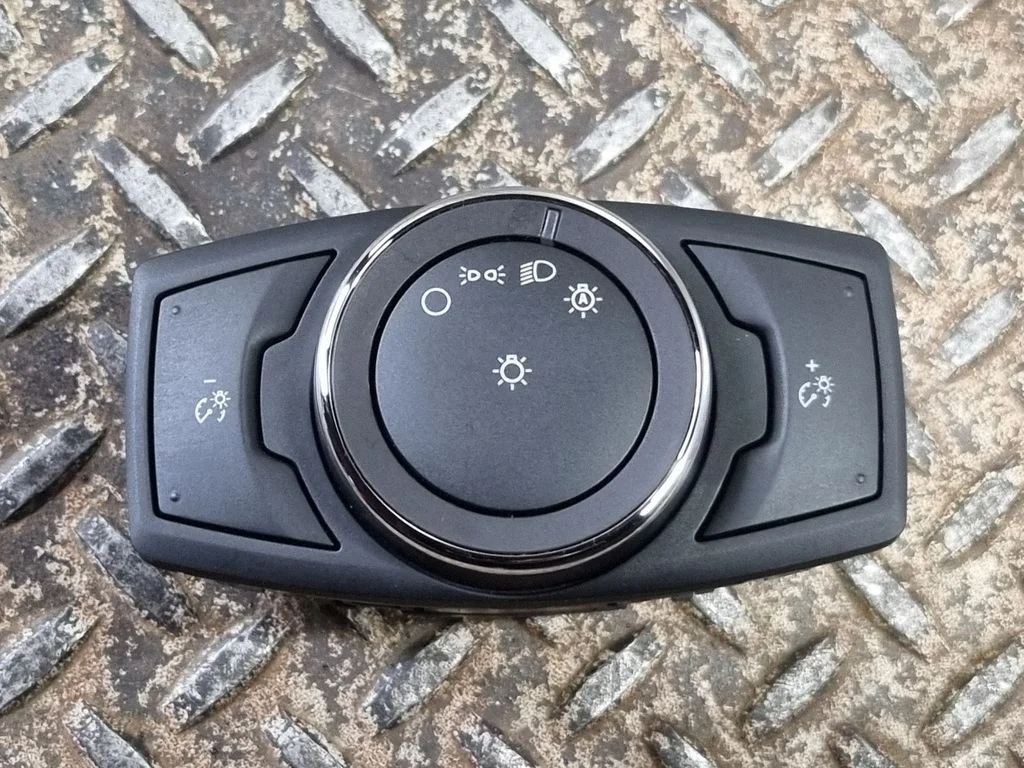Przełącznik świateł – Ford Mustang VI (2015-)