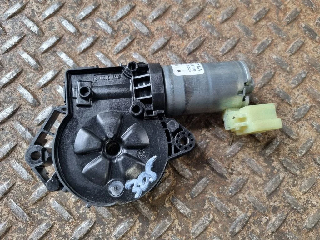 Sunroof motor/actuator 3G9877795G