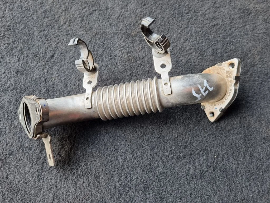 EGR valve line/pipe/hose – Land Rover Range Rover Evoque L538 (2011-2018)