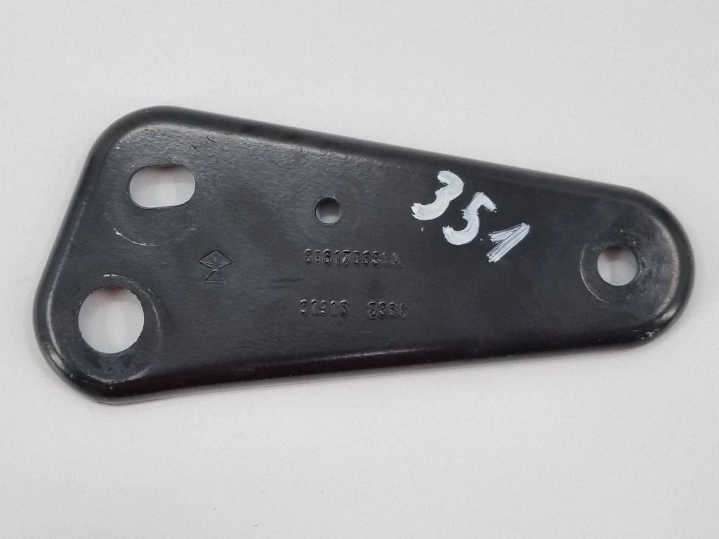 Muu mootoriruumi osa 68617063AA