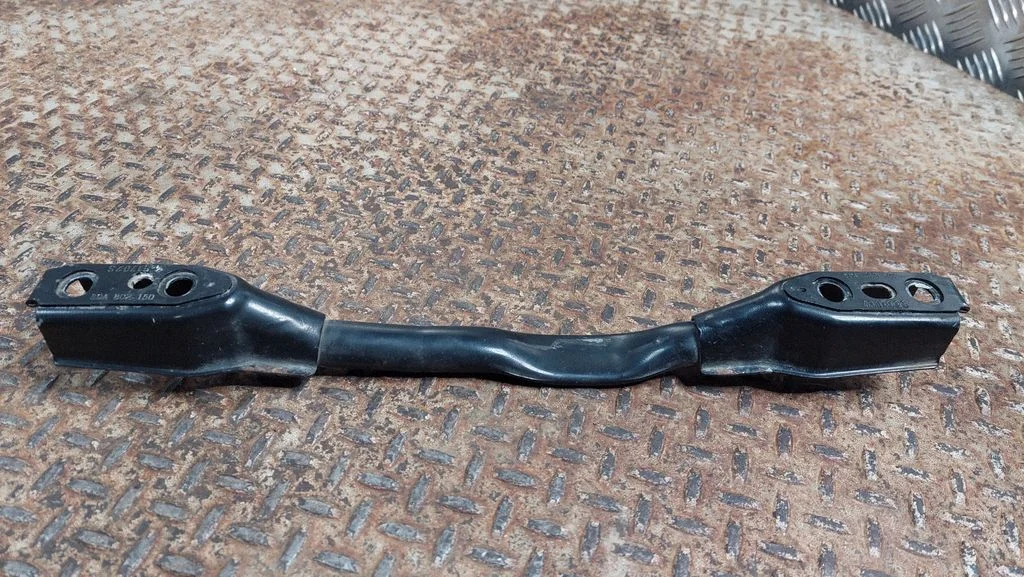 Cita apakšas detaļa 5QA802149