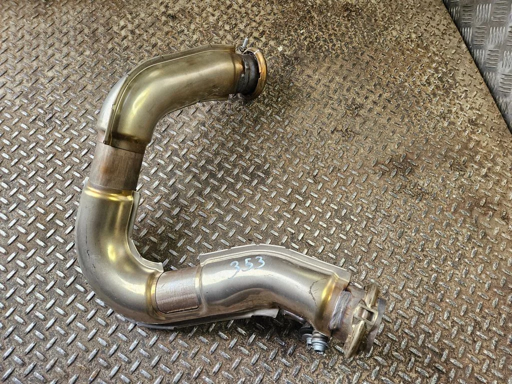Summuti 8B3253300G