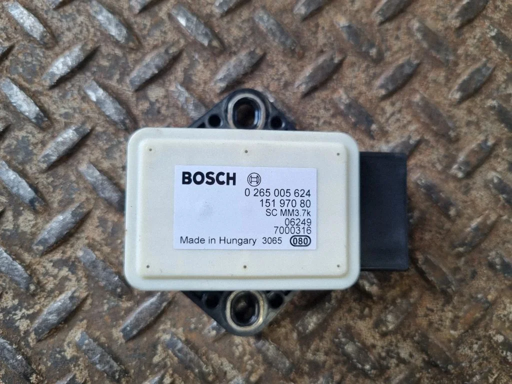 ESP acceleration yaw rate sensor 0265005624