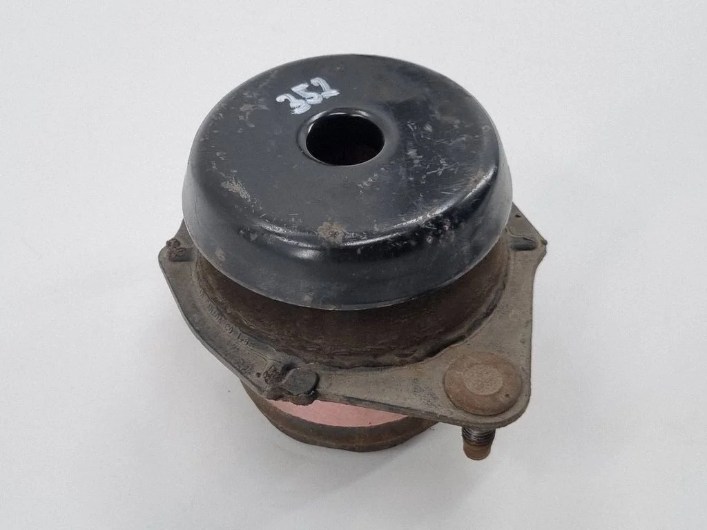 Other body part – Cadillac Escalade IV (2014-2020)