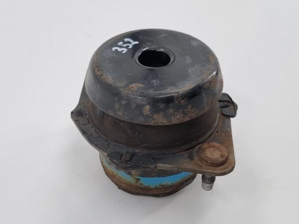 Other body part – Cadillac Escalade IV (2014-2020)