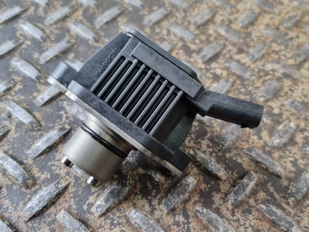 Paskirstymo velenėlio adaptacijos vožtuvas (vanos vožtuvas)
