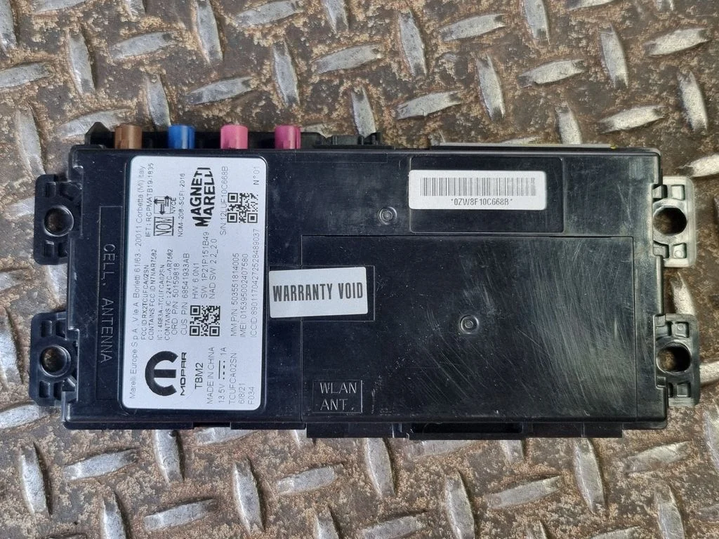 Phone control unit/module 68541933AB