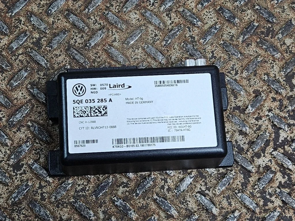 Phone control unit/module 5QE035285A