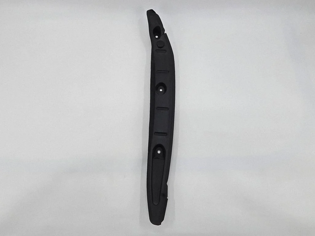 Poritiiva otsaliist 8B3821112