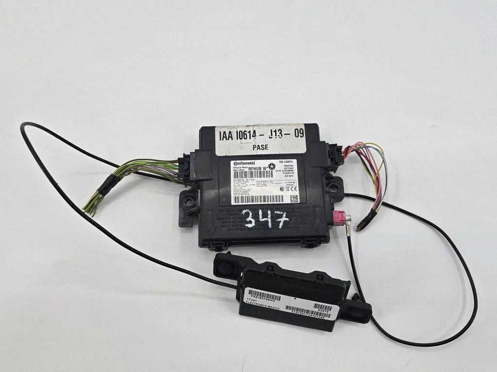 Bezatslēgas sistēmas KESSY (keyless) vadības bloks/modulis – Jeep Grand Cherokee (2010-2021)