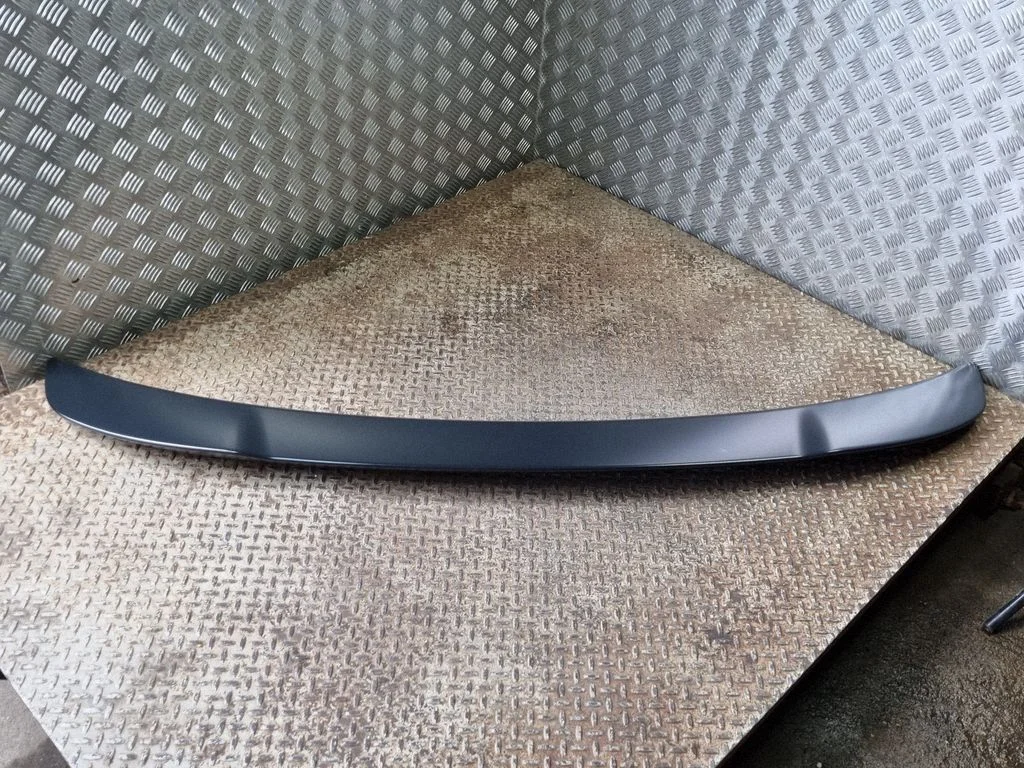 Tailgate/trunk spoiler 5NH39RXFAC