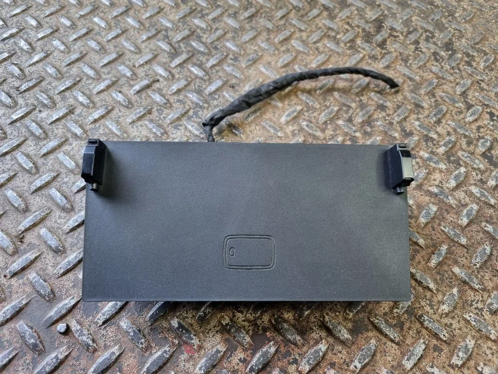 Wireless charging module – BMW 2 Series F44 (2019-2024)