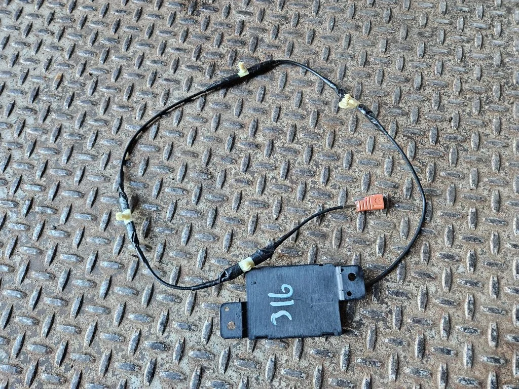 Beraktės sistemos antena