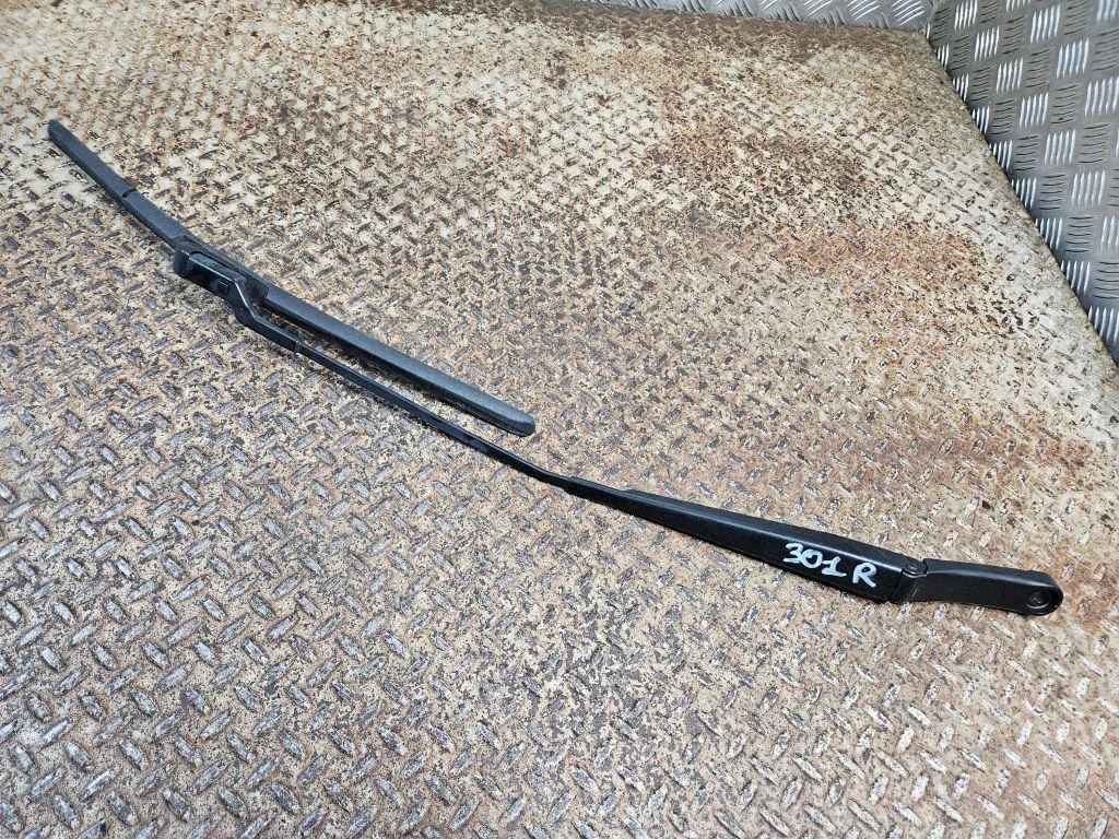 Windshield/front glass wiper blade – Volkswagen Tiguan Allspace (2017-)