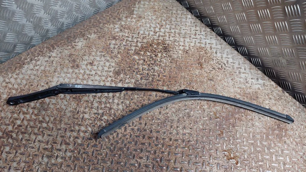 Windshield/front glass wiper blade – Volkswagen Tiguan Allspace (2017-)