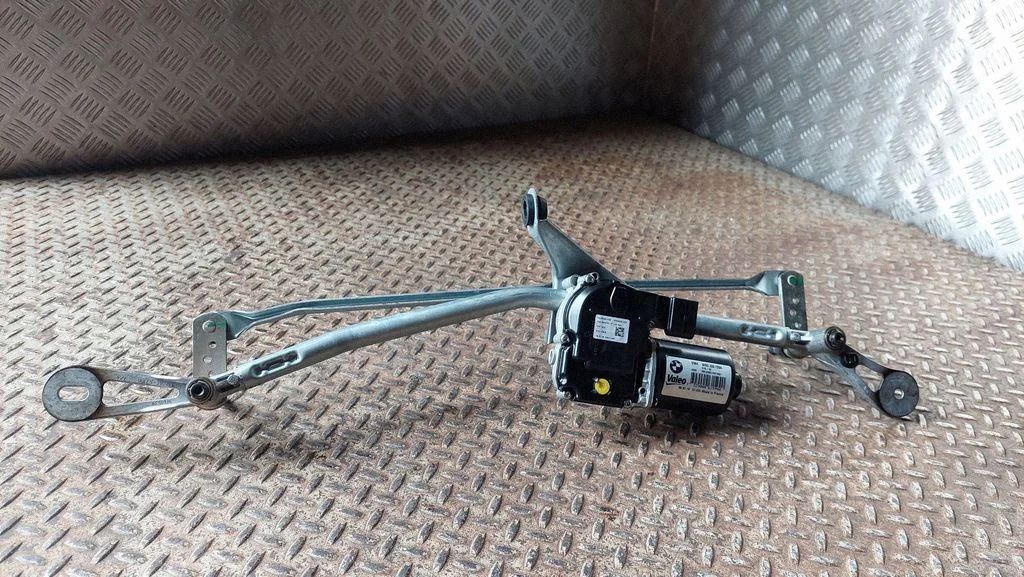 Front wiper linkage and motor 7329000