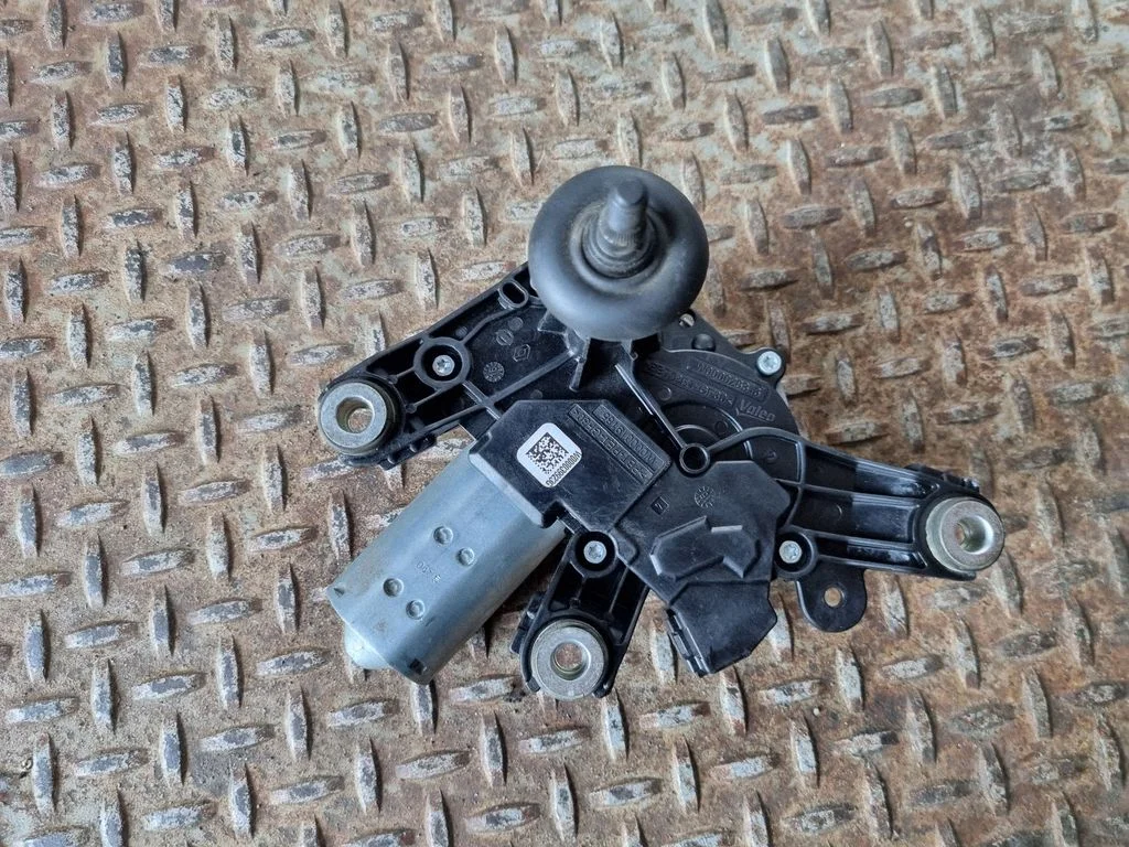 Rear window wiper motor – Nissan Qashqai (2014-2016)