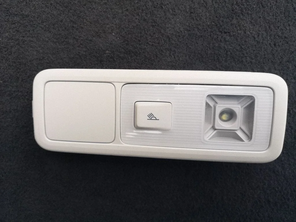 Tagaistmete valgustustuli – Volkswagen Tiguan Allspace (2017-)