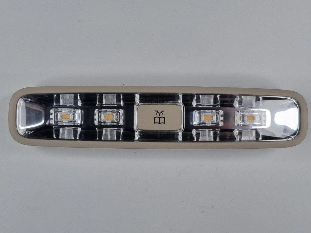 Aizmugurējo sēdvietu apgaismojuma lukturis – Mercedes-Benz GLS klase X167 (2019-)