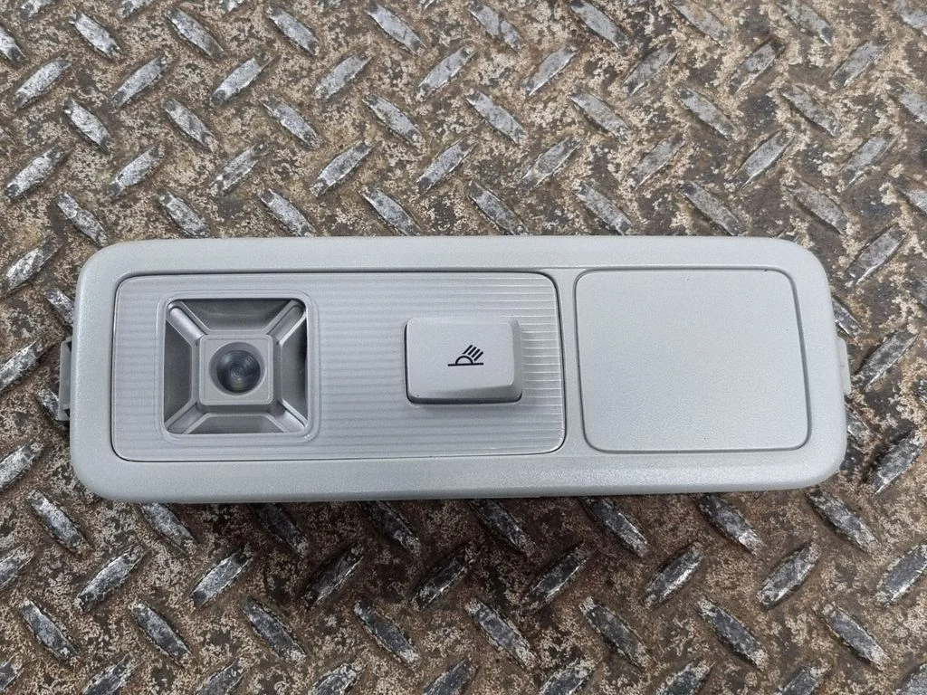 Tagaistmete valgustustuli – Volkswagen Tiguan Allspace (2017-)