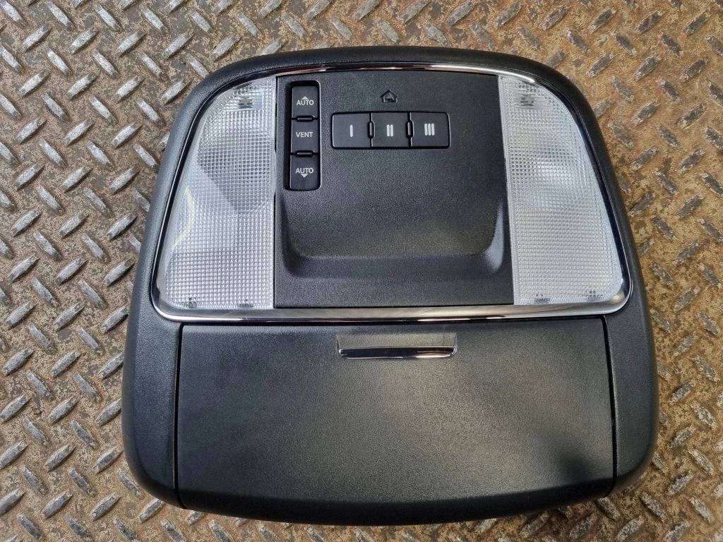 Front seat light 2115256