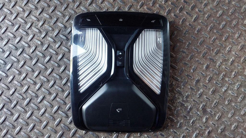 Front seat light 9483599