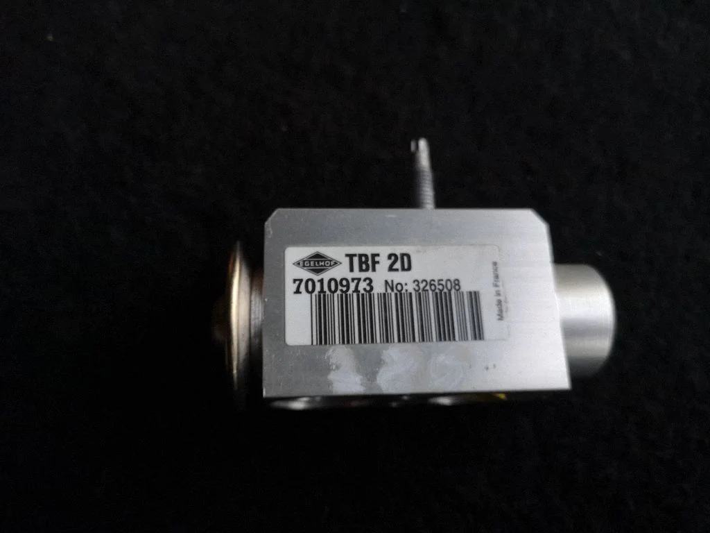 Air conditioning (A/C) expansion valve – Land Rover Range Rover Evoque L538 (2011-2018)