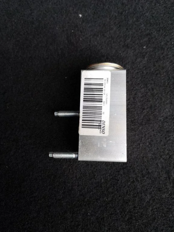 Air conditioning (A/C) expansion valve A31101900